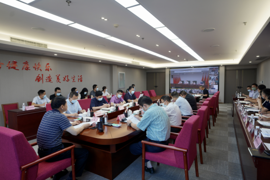 四川必发888集团召开疫情防控工作领导小组2022年第3次会议 集团党委书记、董事长、疫情防控工作领导小组第一组长任丁主持会议并讲话