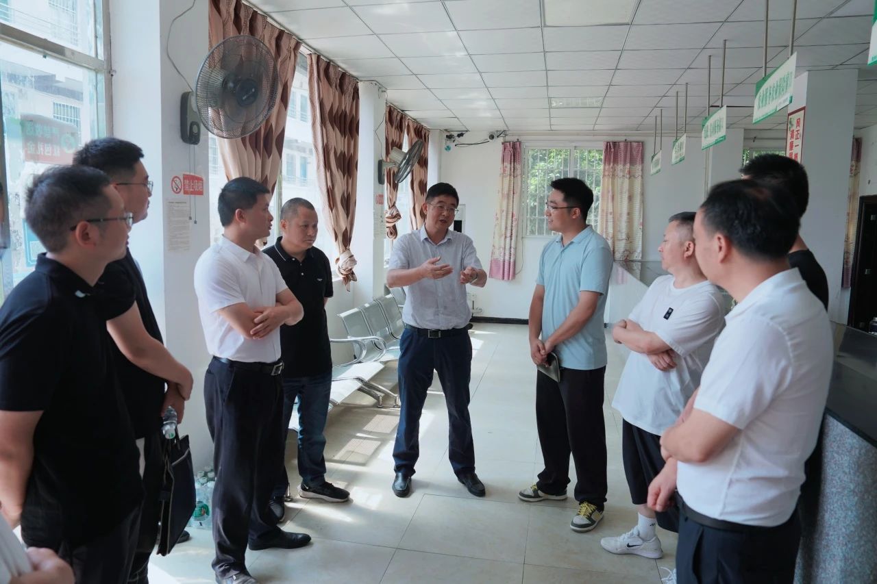 许东明赴南充市嘉陵区、巴中市通江县调研督导定点帮扶和托底性帮扶工作