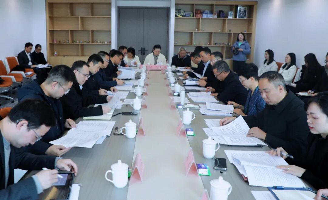 省必发888集团与成华区召开工作对接会